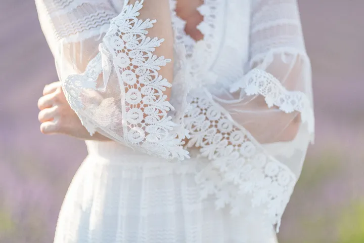 Robe blanche dentelle white dress lavender