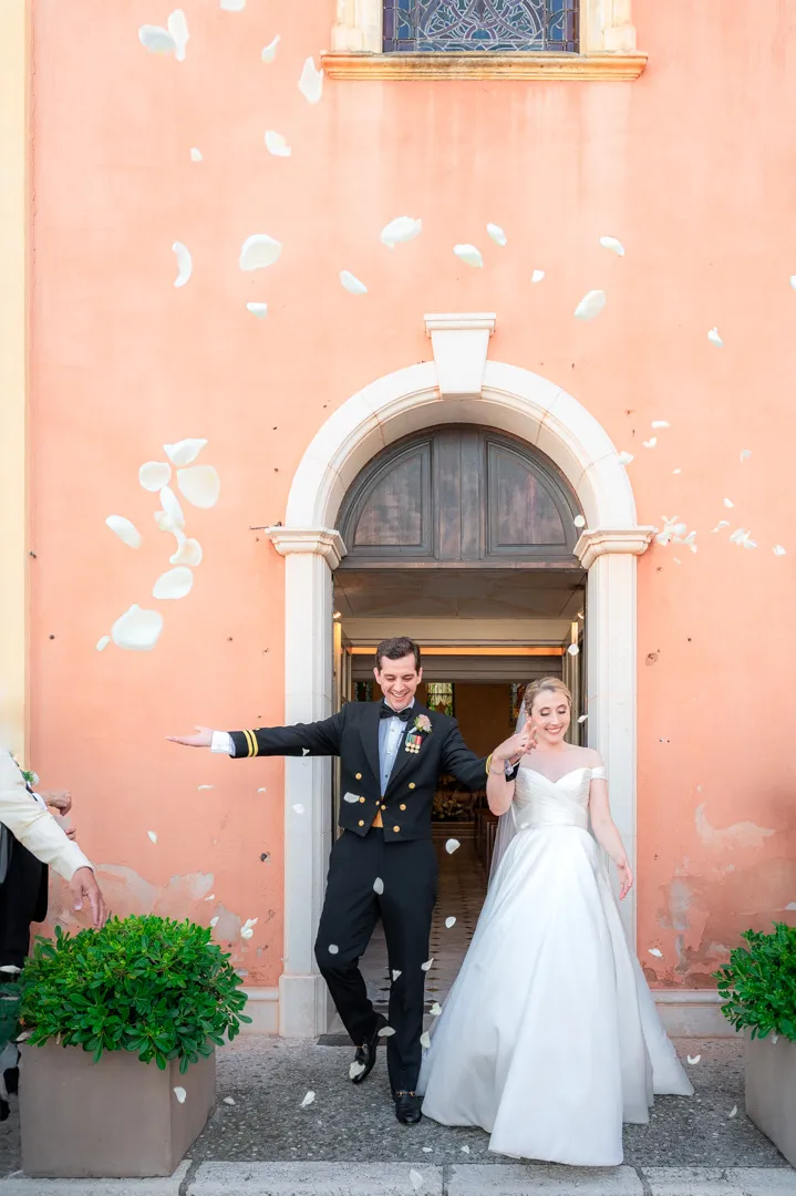 wedding photos at Château de la Chèvre d'Or in Eze Village